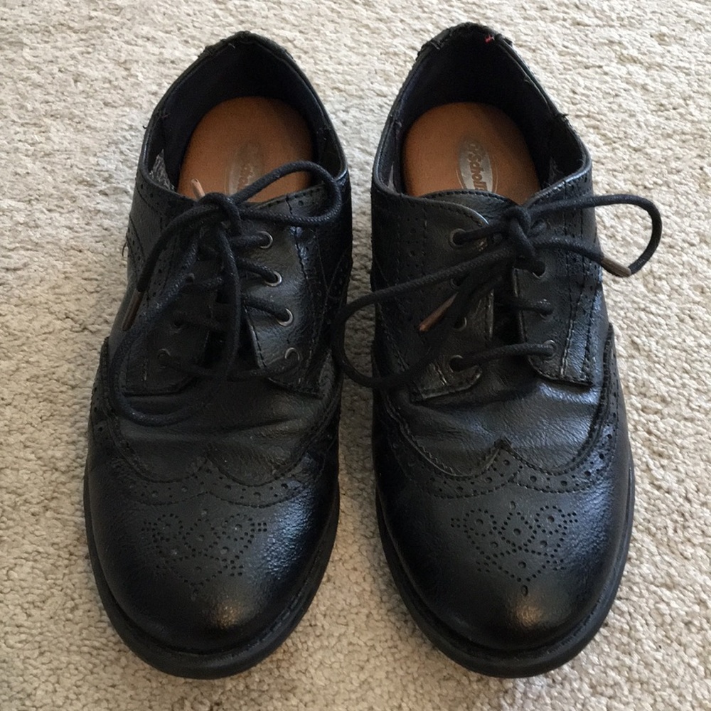 Dr. Scholl’s black loafers